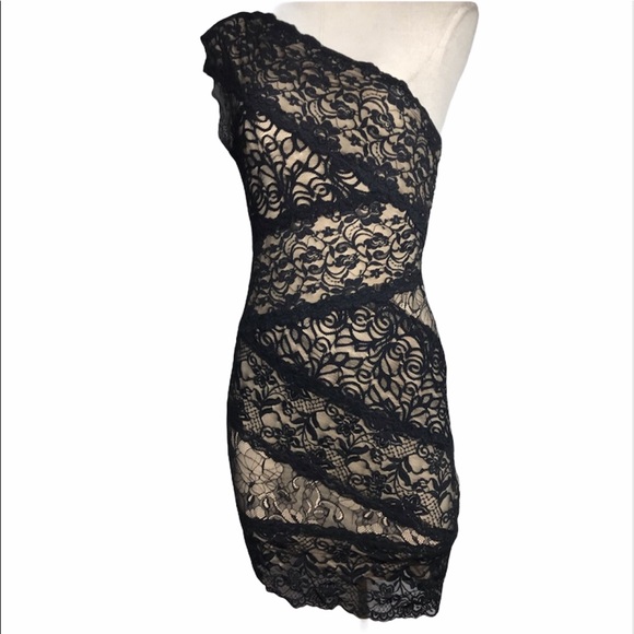 bebe Dresses & Skirts - BEBE Black One Shoulder Form Fitting Dress Small